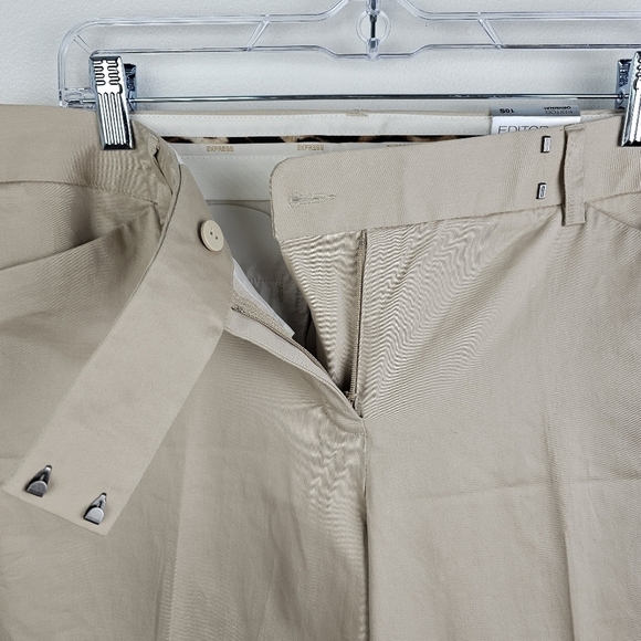 Express Editor Original Low-Rise Flare Tan Khaki Dress Pants NWT size 10 Short - Picture 5 of 8